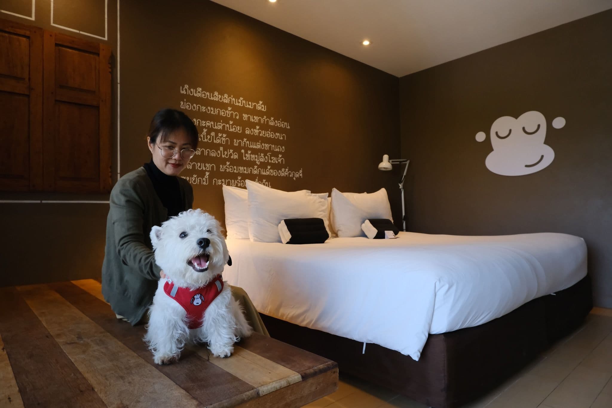Blu Monkey Brown House Udonthani Hotel image 2