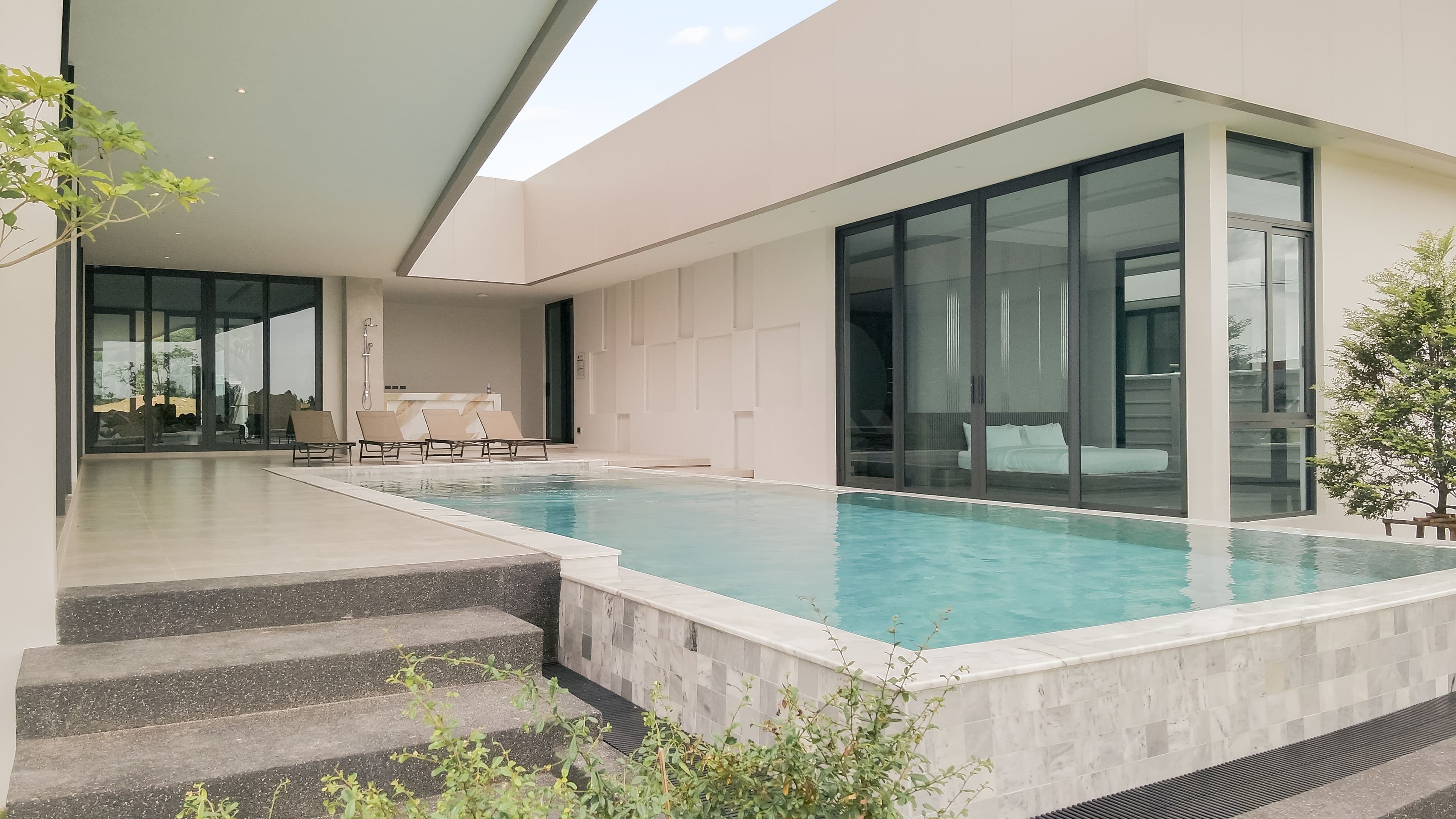 MARLIN VILLA PATTAYA image 2