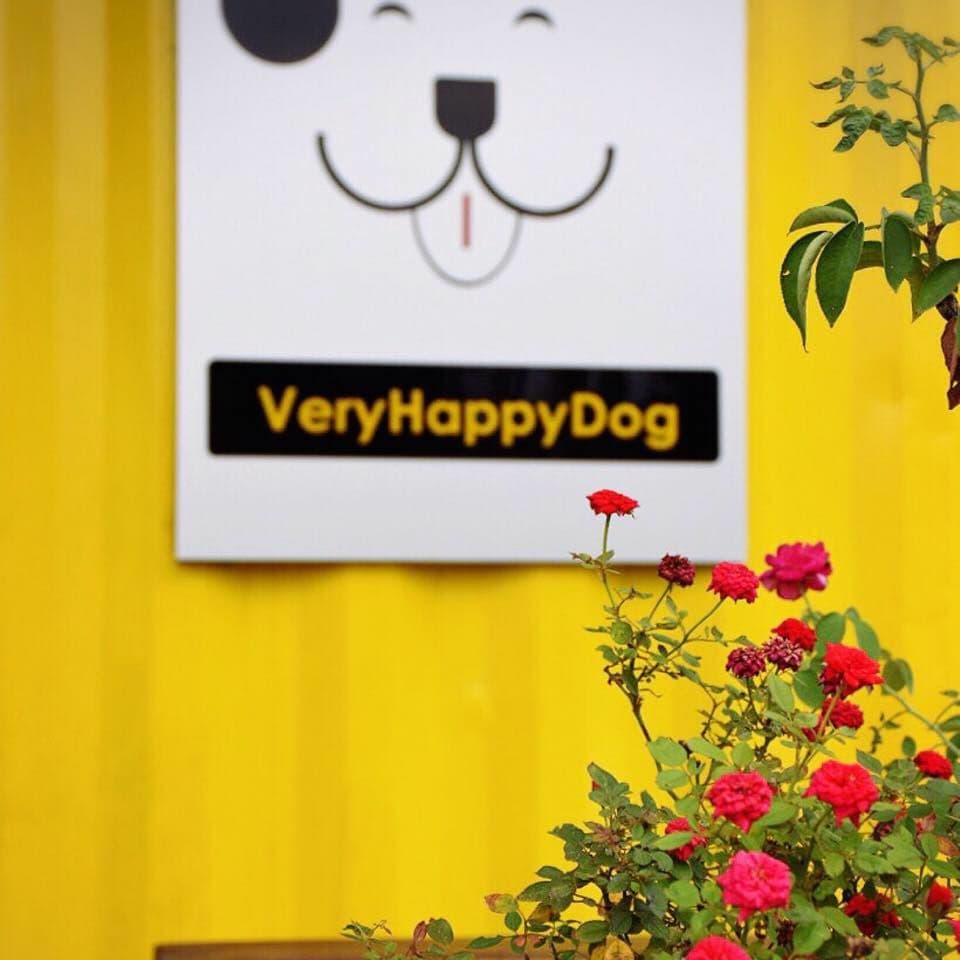 Very Happy Dog Pet Shop