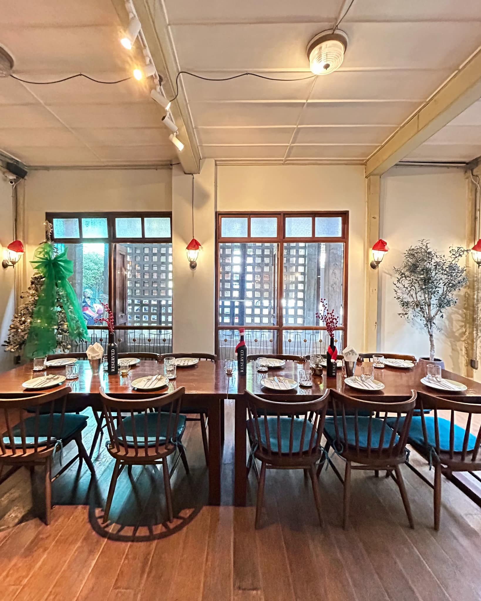 The Yard Restaurant gallery 9
