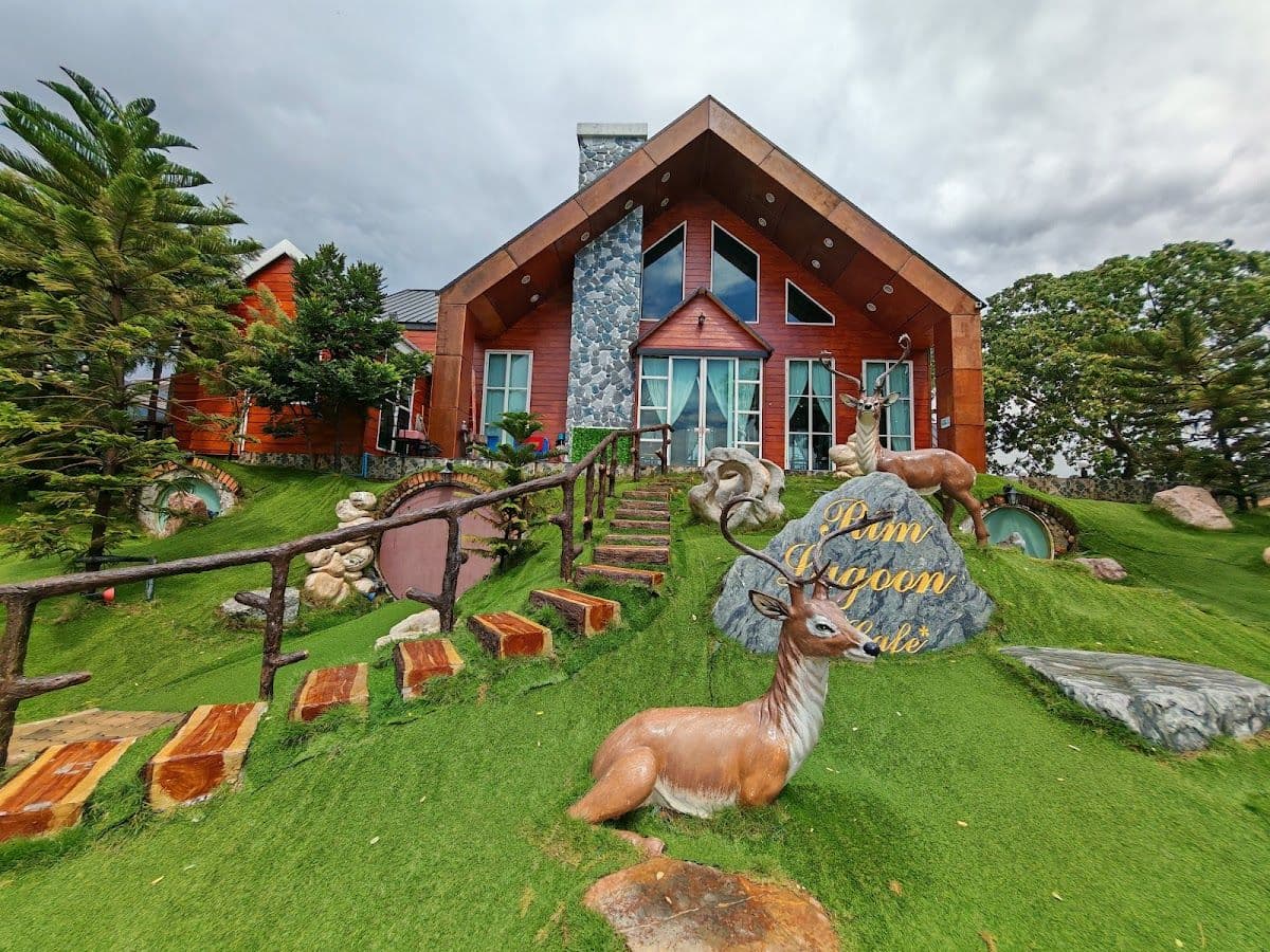 Rim Lagoon Café & Restaurant