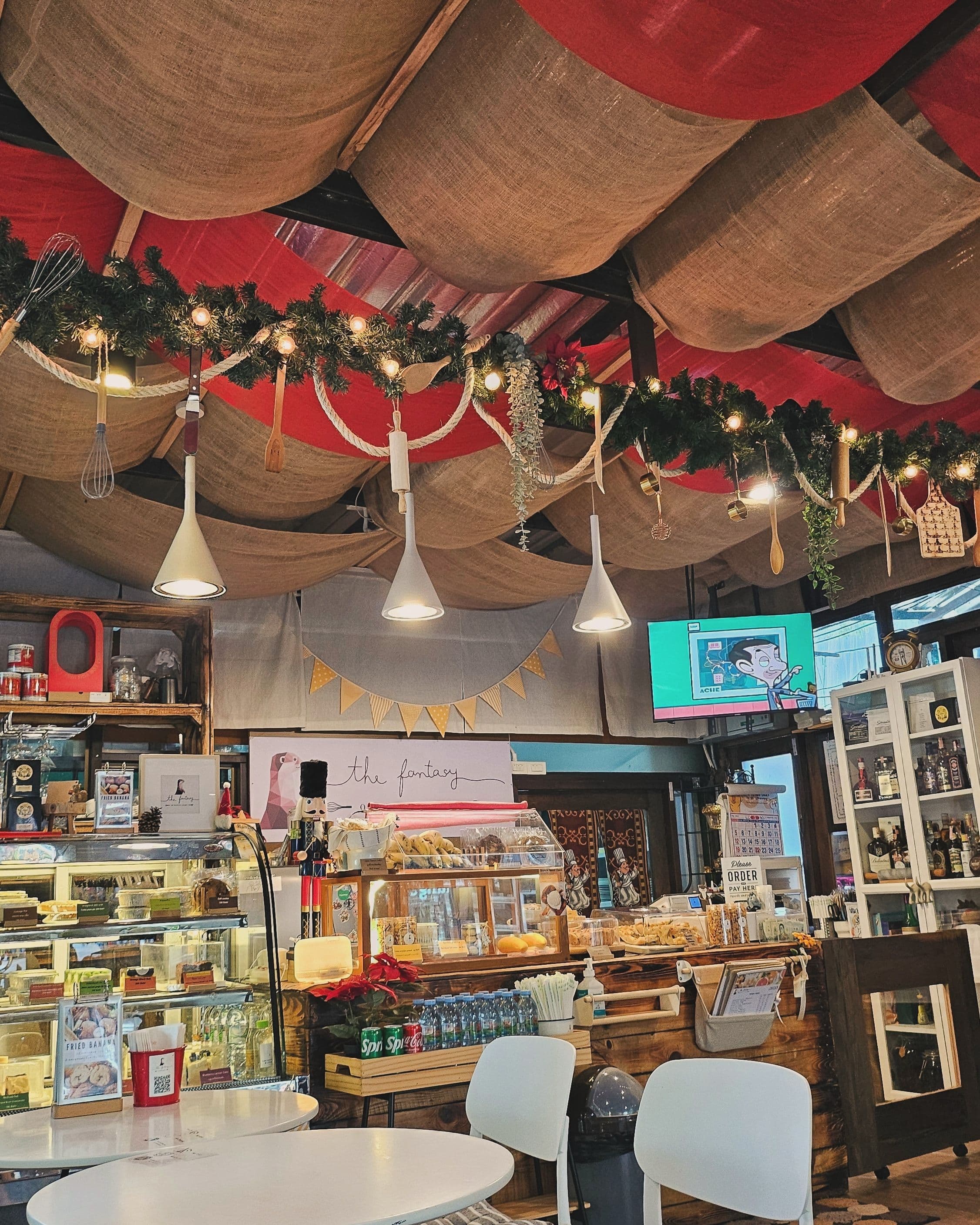 The Fantasy of Baking Story & Thai Cuisine