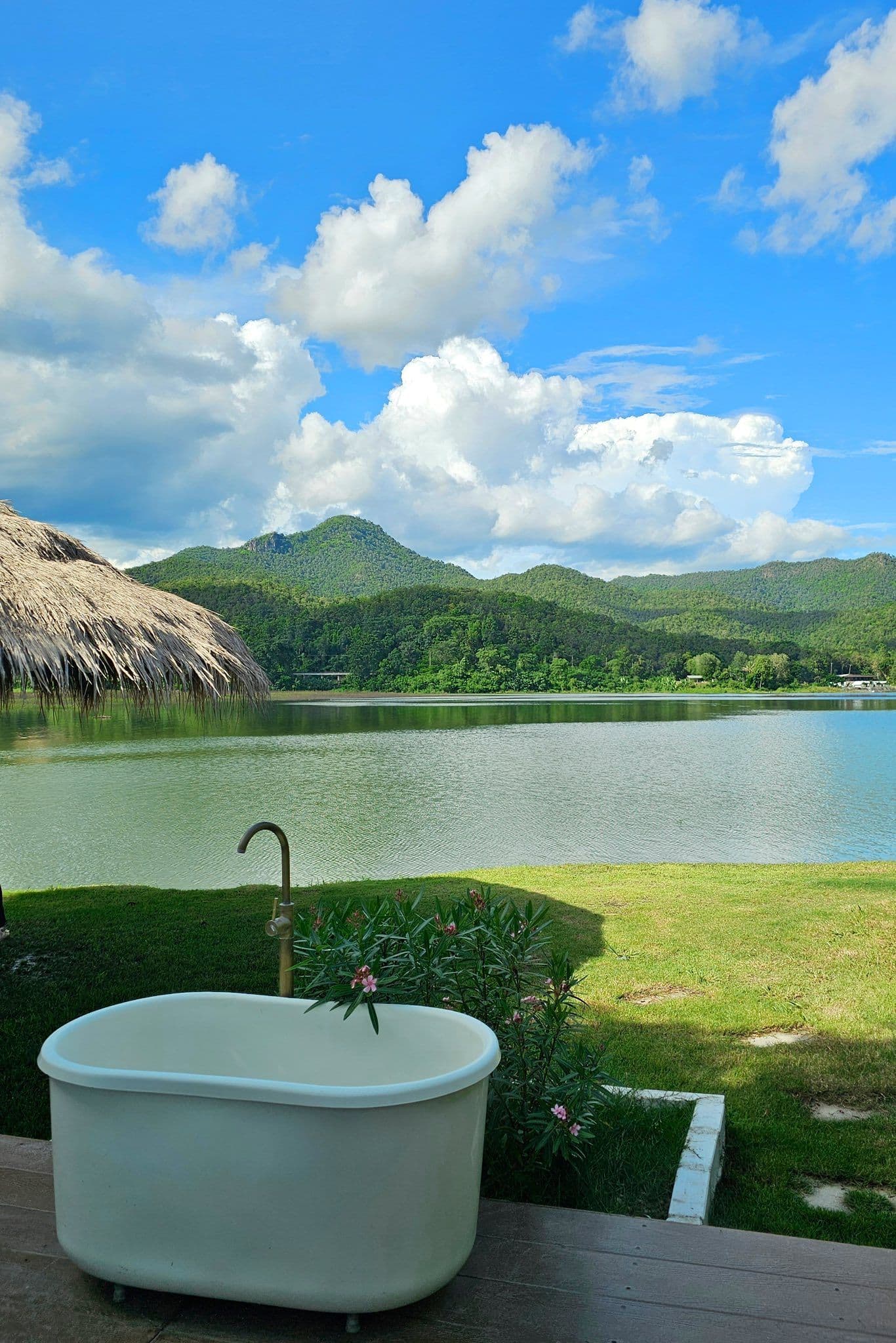 Raise Lagoon Glamping gallery 6