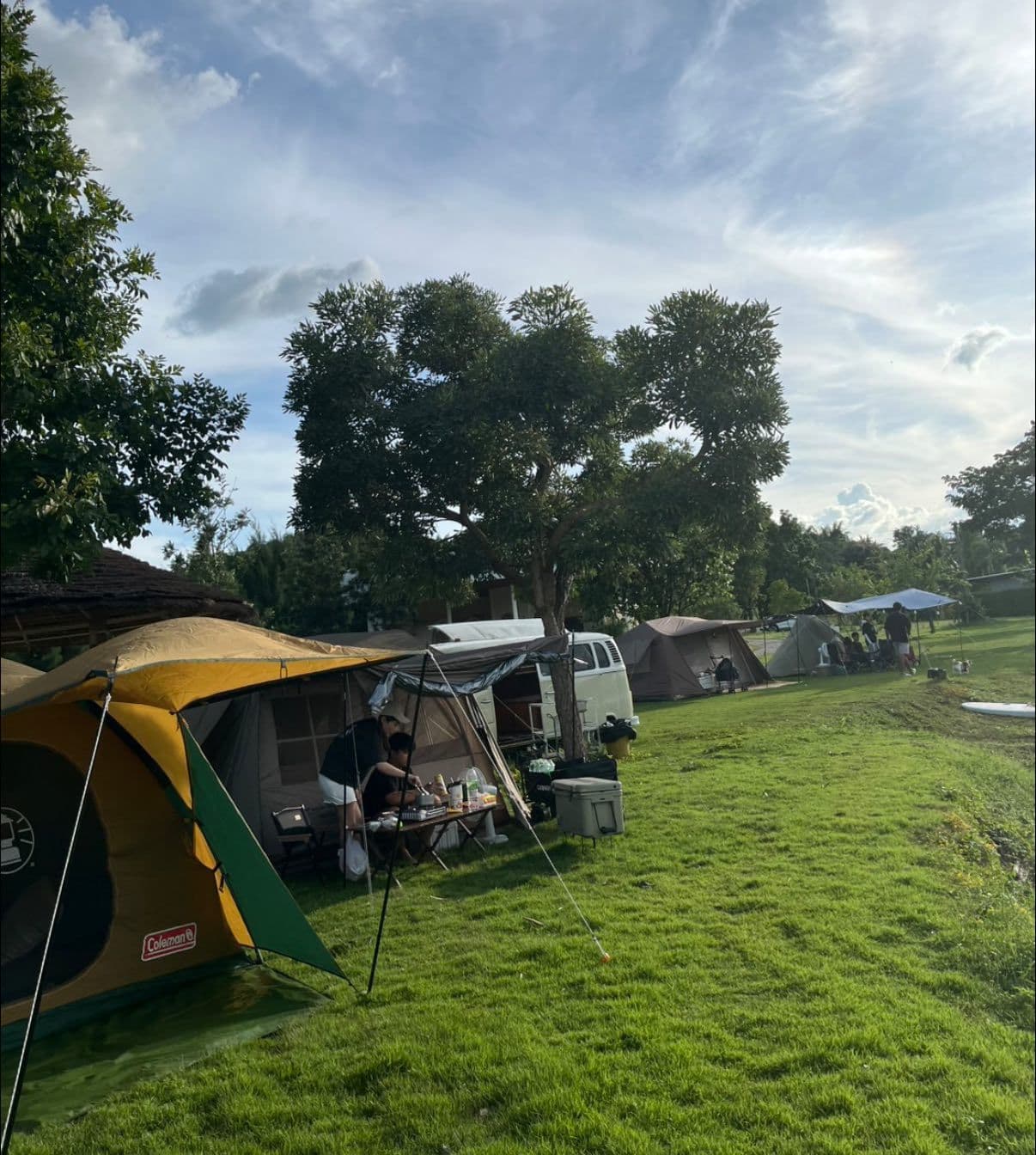 Raise Lagoon Glamping image 3