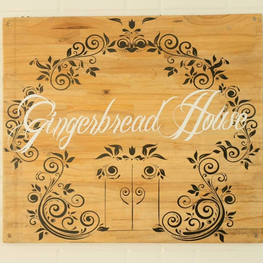 Gingerbread House Nakonnayok