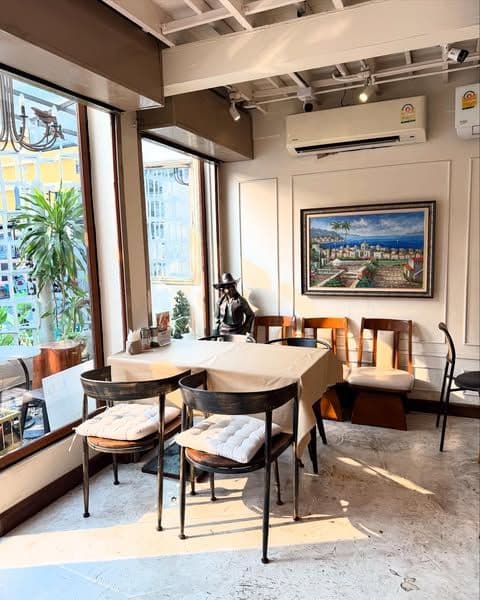Yu Baan Eatery image 2