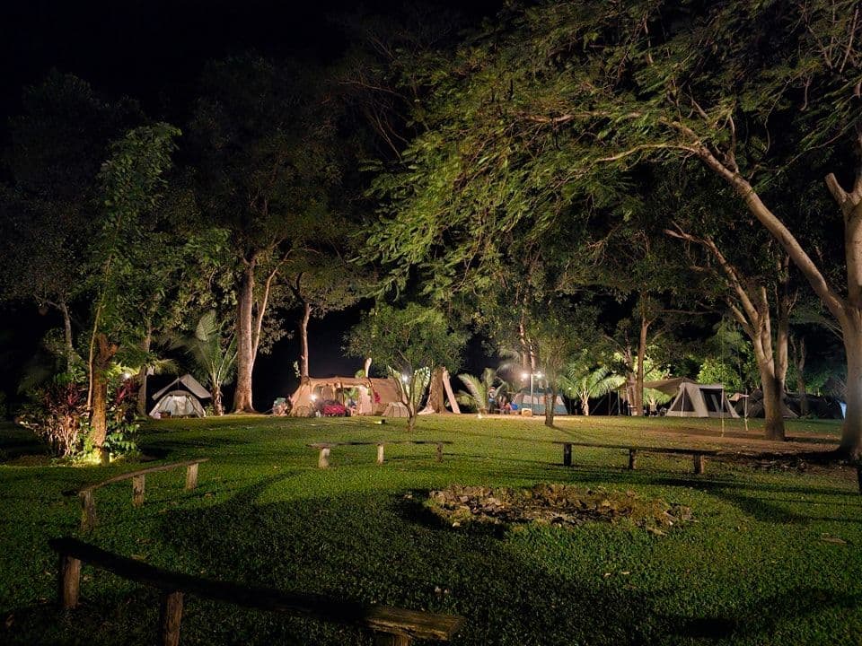 ณ นนท์ ลานกางเต็นท์